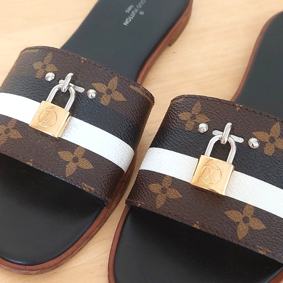 Louis Vuitton Lock it Mules - Picture 5 of 9
